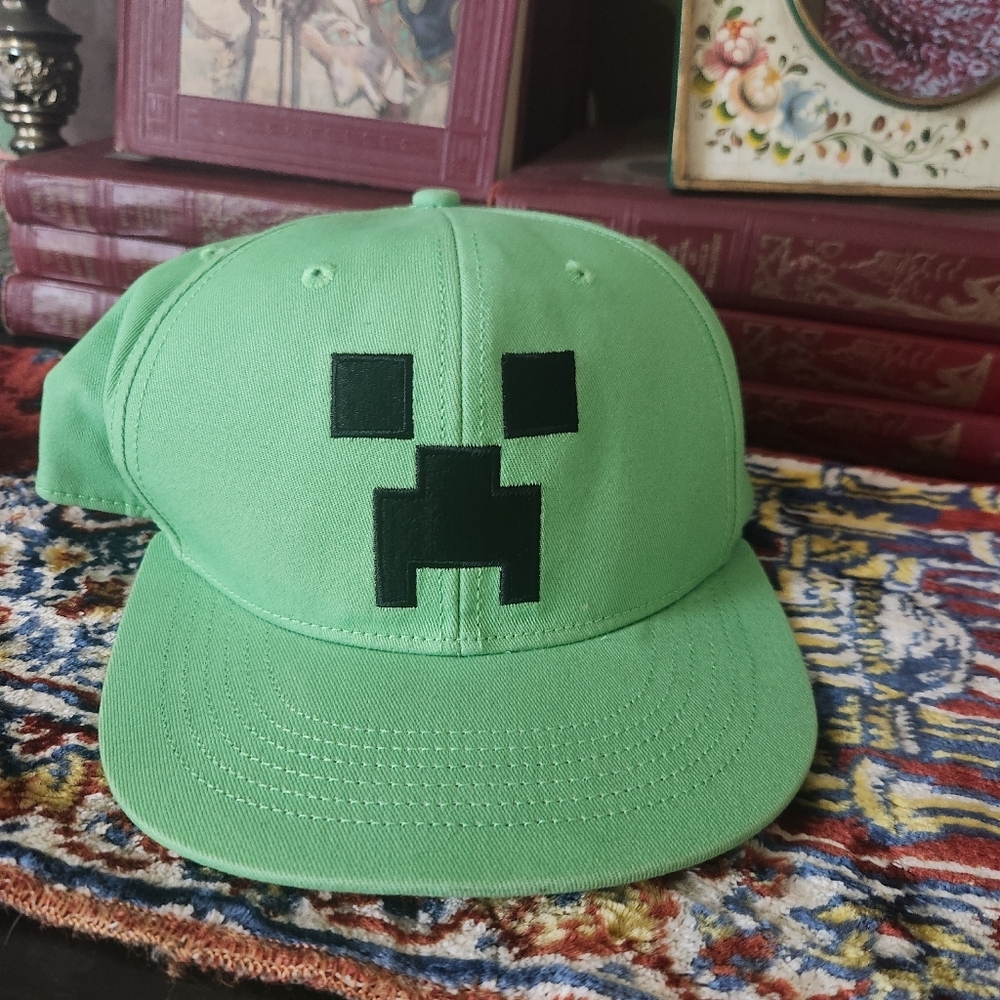 Minecraft Creeper Snapback Hat Green Adjustable Cap OSFM Mojang Gaming
